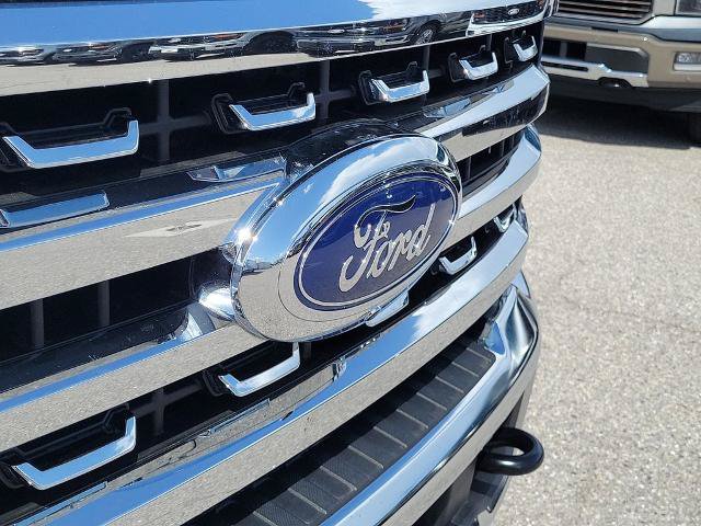 Certified 2025 Ford F250 Lariat w/ Chrome Package AWD/4WD image 8