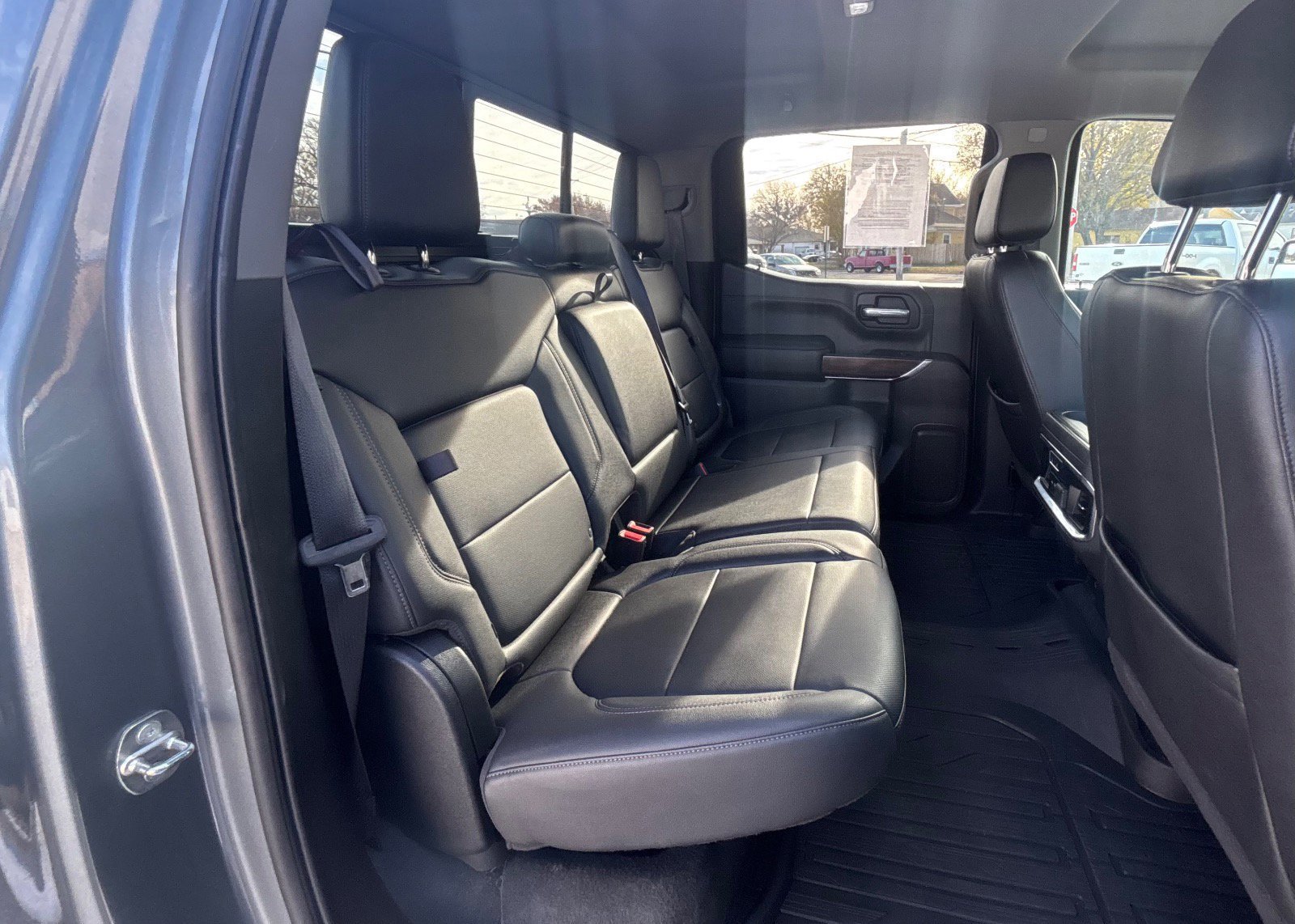 Used 2021 GMC Sierra 1500 SLT w/ SLT Premium Package image 33