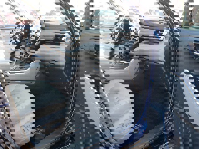 Used 2022 Toyota Highlander XLE image 21