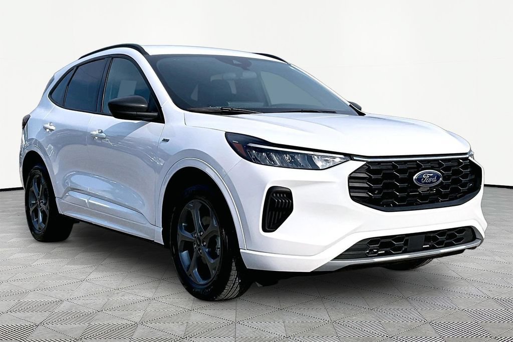 Certified 2023 Ford Escape ST-Line w/ Tech Pack #1 AWD/4WD image 12