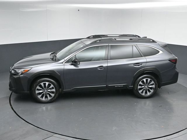 Used 2023 Subaru Outback Limited image 7