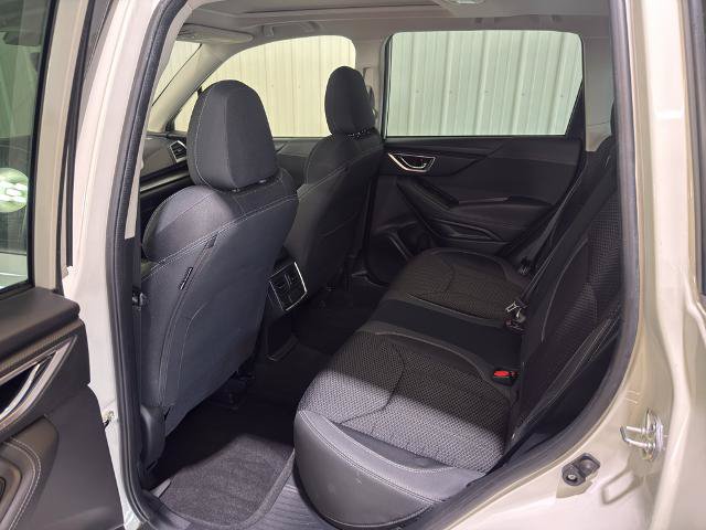 Used 2022 Subaru Forester Premium AWD/4WD image 9
