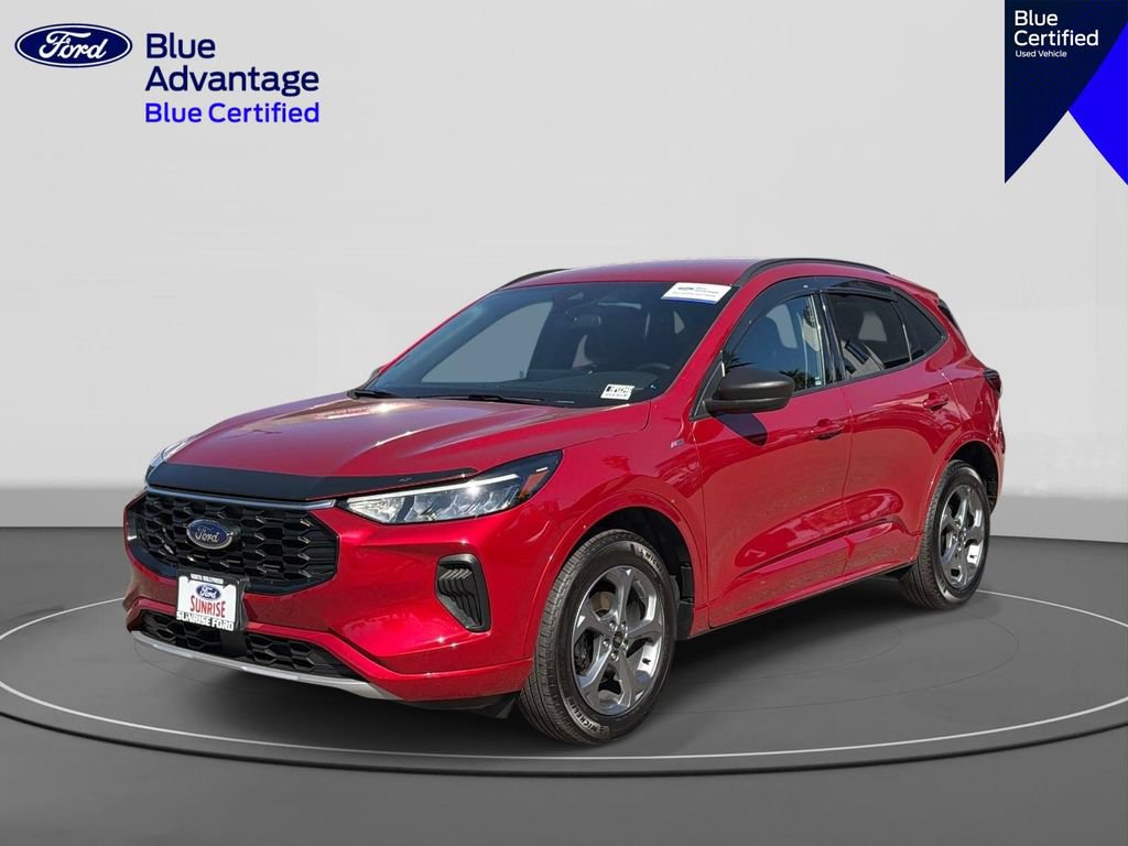 Certified 2024 Ford Escape ST-Line w/ Tech Pack #1 AWD/4WD image 1