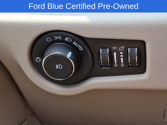 Used 2023 Chrysler Pacifica Touring-L FWD image 23