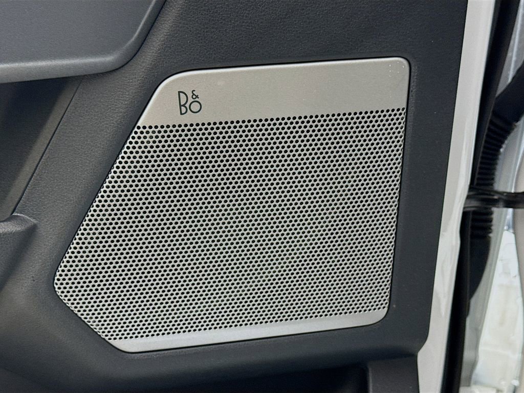 Certified 2023 Ford F250 Lariat w/ Sport Appearance Package image 21