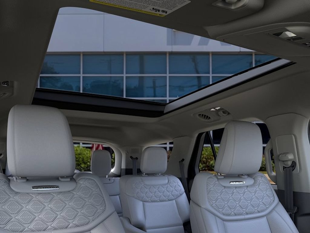 Certified 2026 Ford Explorer Platinum w/ LUX Leather Package AWD/4WD image 23