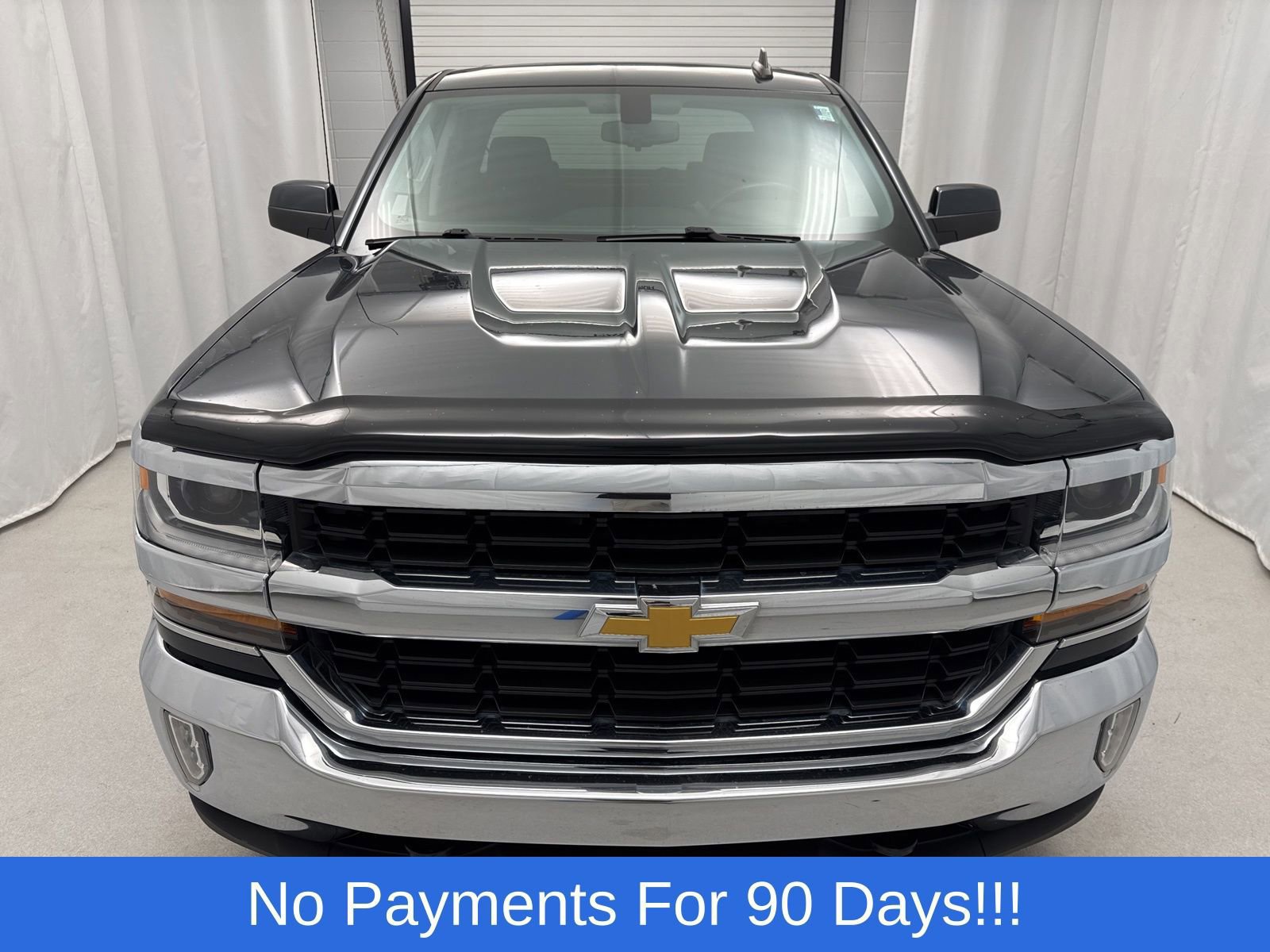 Used 2018 Chevrolet Silverado 1500 LT w/ LT Eassist Package image 6