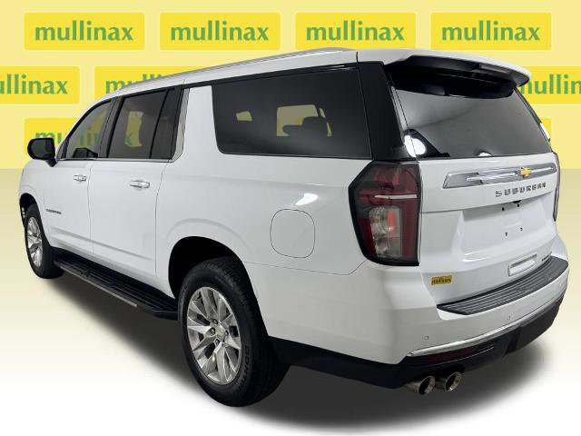 Used 2024 Chevrolet Suburban Premier image 3