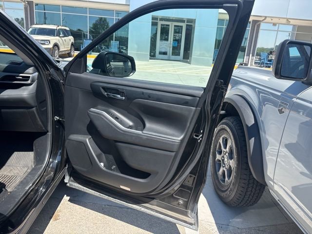 Used 2024 Toyota Highlander XLE image 22