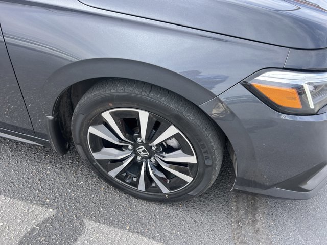 Used 2024 Honda Civic EX-L image 7