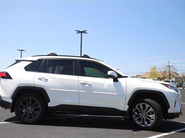 Used 2021 Toyota RAV4 Limited AWD/4WD image 6