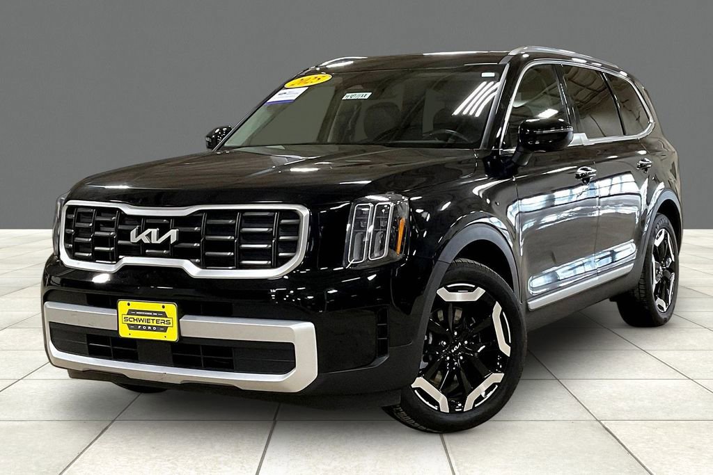 Used 2025 Kia Telluride S AWD/4WD image 2