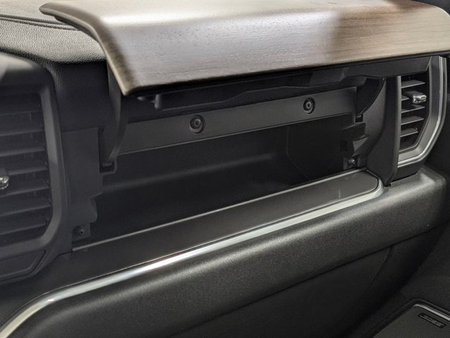Used 2025 Chevrolet Silverado 2500 High Country w/ High Country Premium Package AWD/4WD image 10