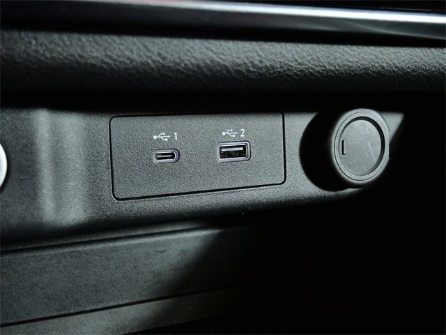 Used 2023 Nissan Rogue SV image 24