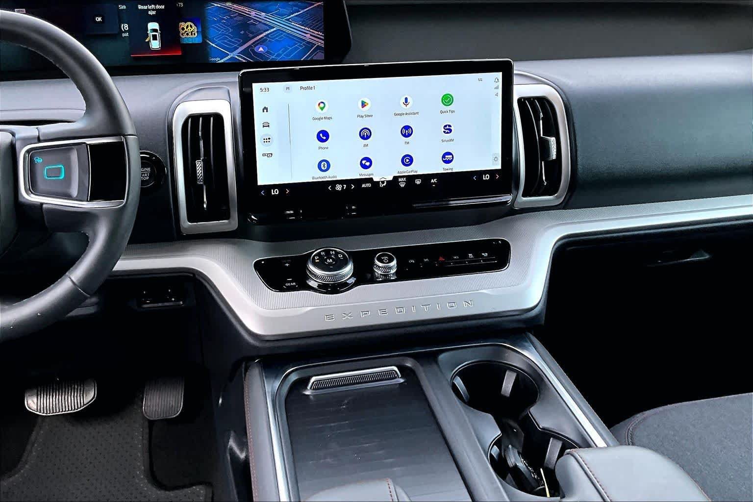 Certified 2025 Ford Expedition Active RWD image 7