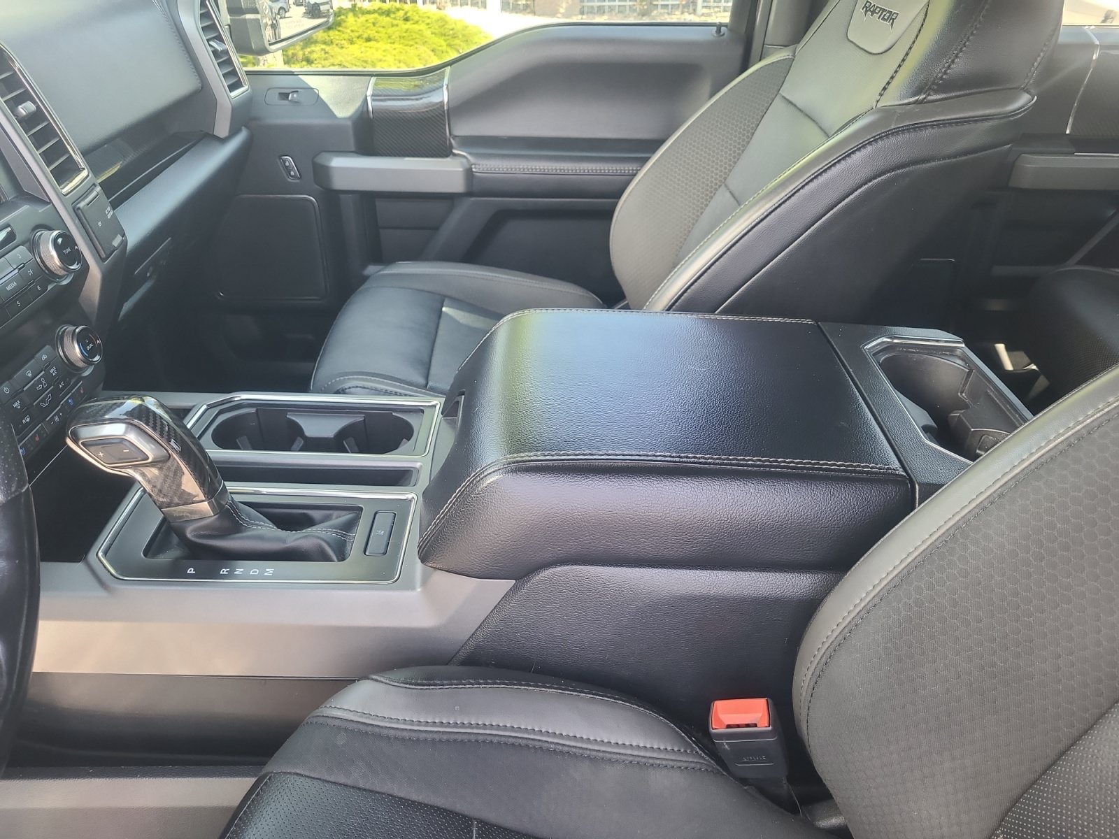 Certified 2019 Ford F150 Raptor w/ Equipment Group 802A Luxury AWD/4WD image 15