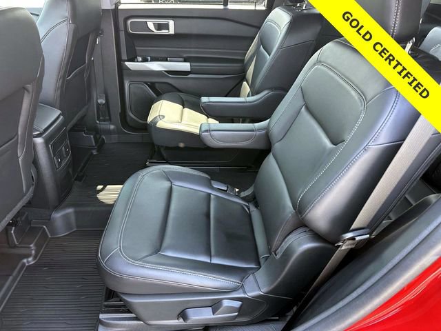 Certified 2024 Ford Explorer XLT w/ Equipment Group 202A image 7