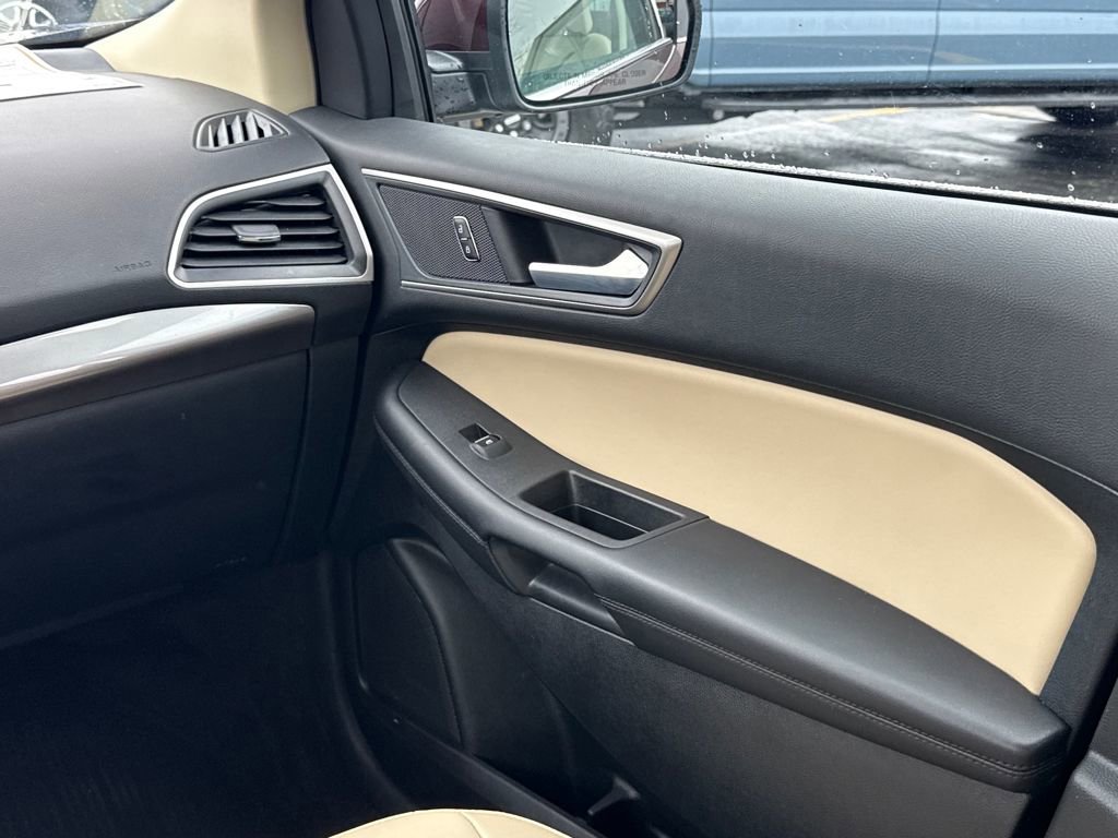 Certified 2024 Ford Edge SEL w/ Convenience Package image 15