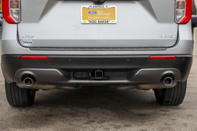Certified 2022 Ford Explorer XLT w/ Equipment Group 202A image 6
