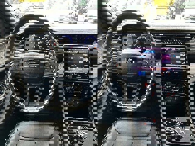 Used 2024 Jeep Grand Cherokee Limited w/ Black Appearance Package image 25