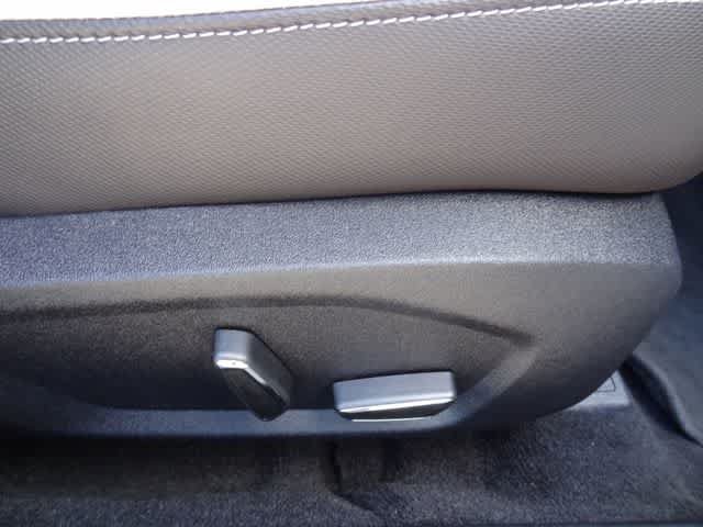 Certified 2019 Ford Fusion SE w/ Equipment Group 151A FWD image 15