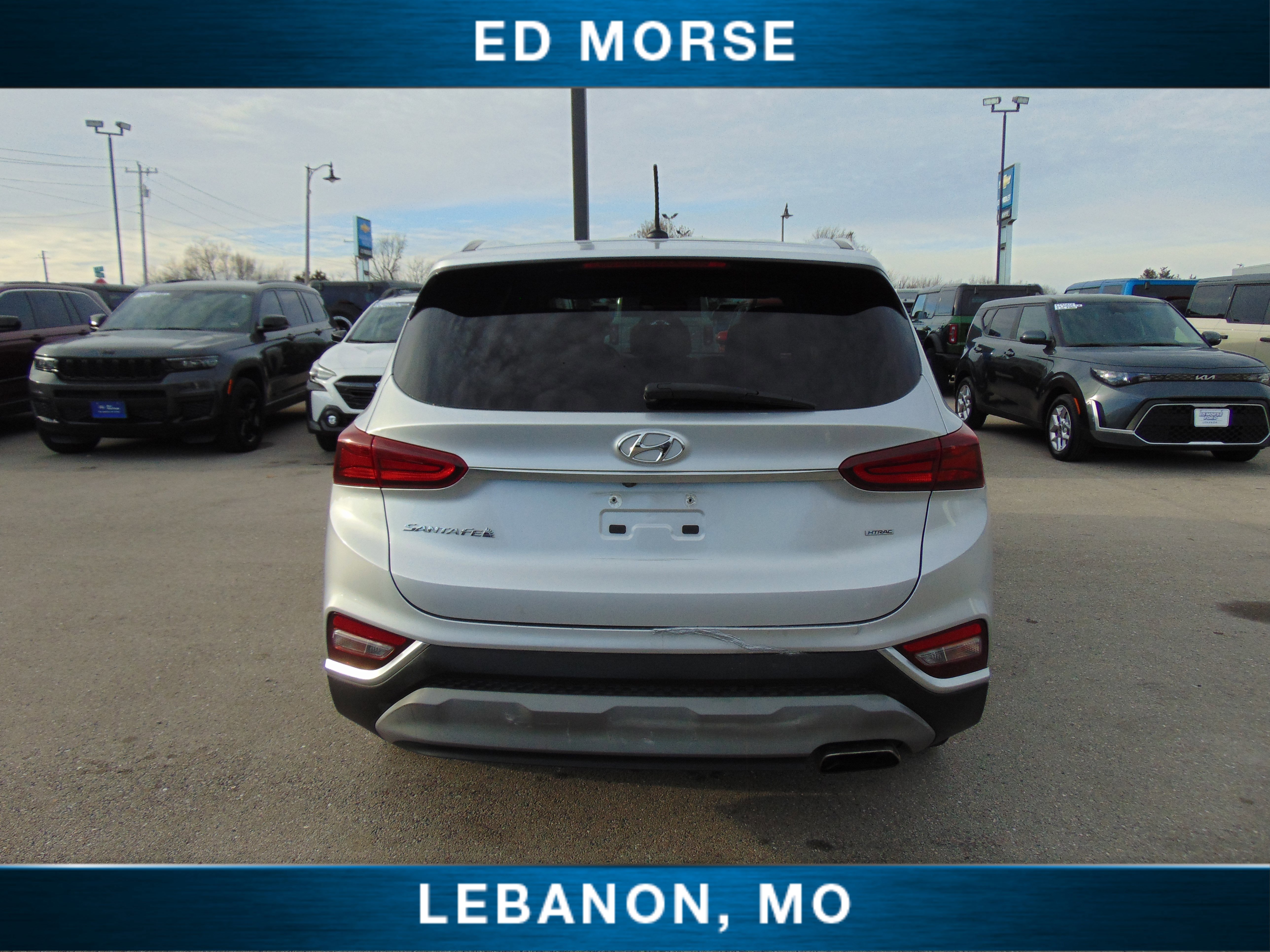 Used 2019 Hyundai Santa Fe SE image 7