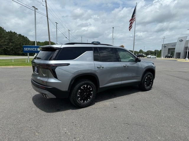 Used 2025 Chevrolet Traverse Z71 w/ LPO, Cargo Package AWD/4WD image 6