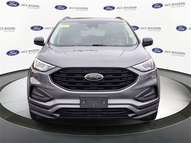 Certified 2022 Ford Edge SE w/ Black Appearance Package image 8