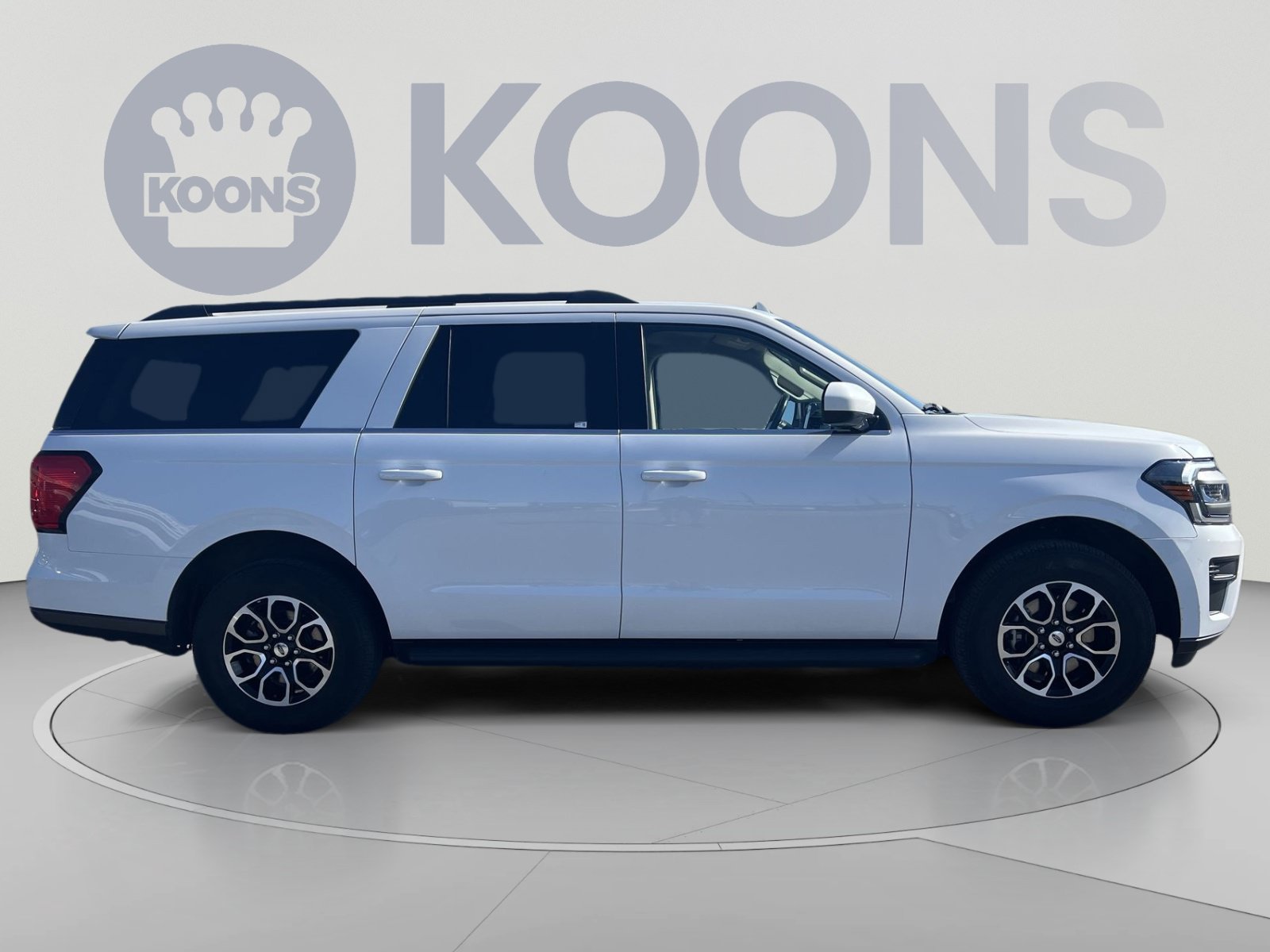 Certified 2024 Ford Expedition Max XLT RWD image 8