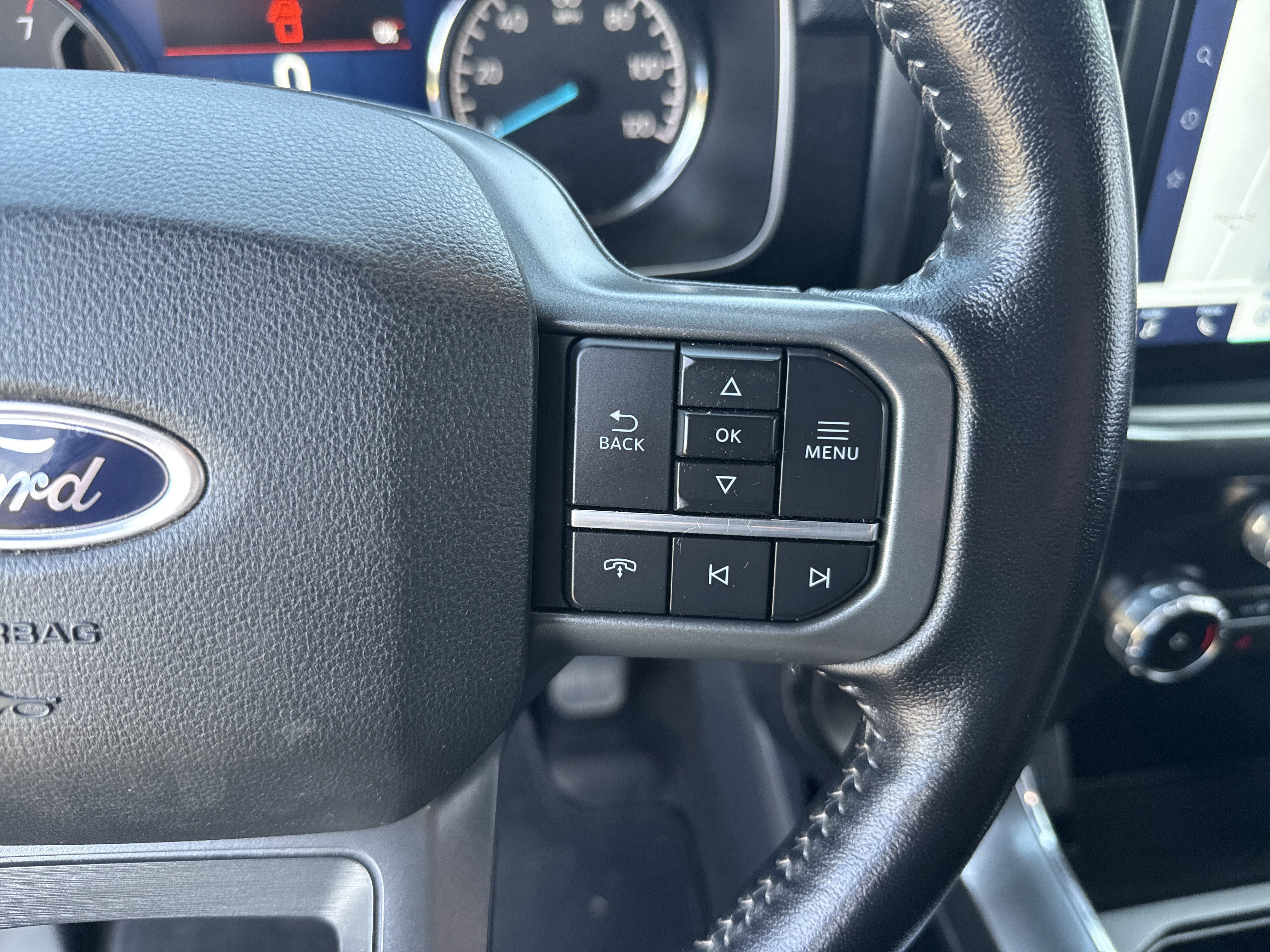 Certified 2022 Ford F150 XLT w/ Equipment Group 302A High image 37