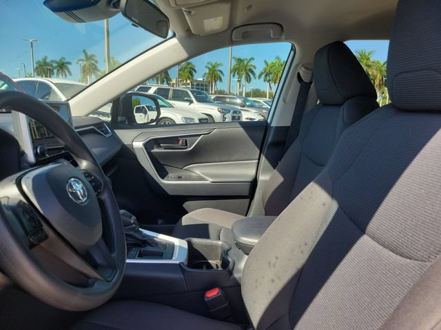 Used 2025 Toyota RAV4 LE FWD image 25