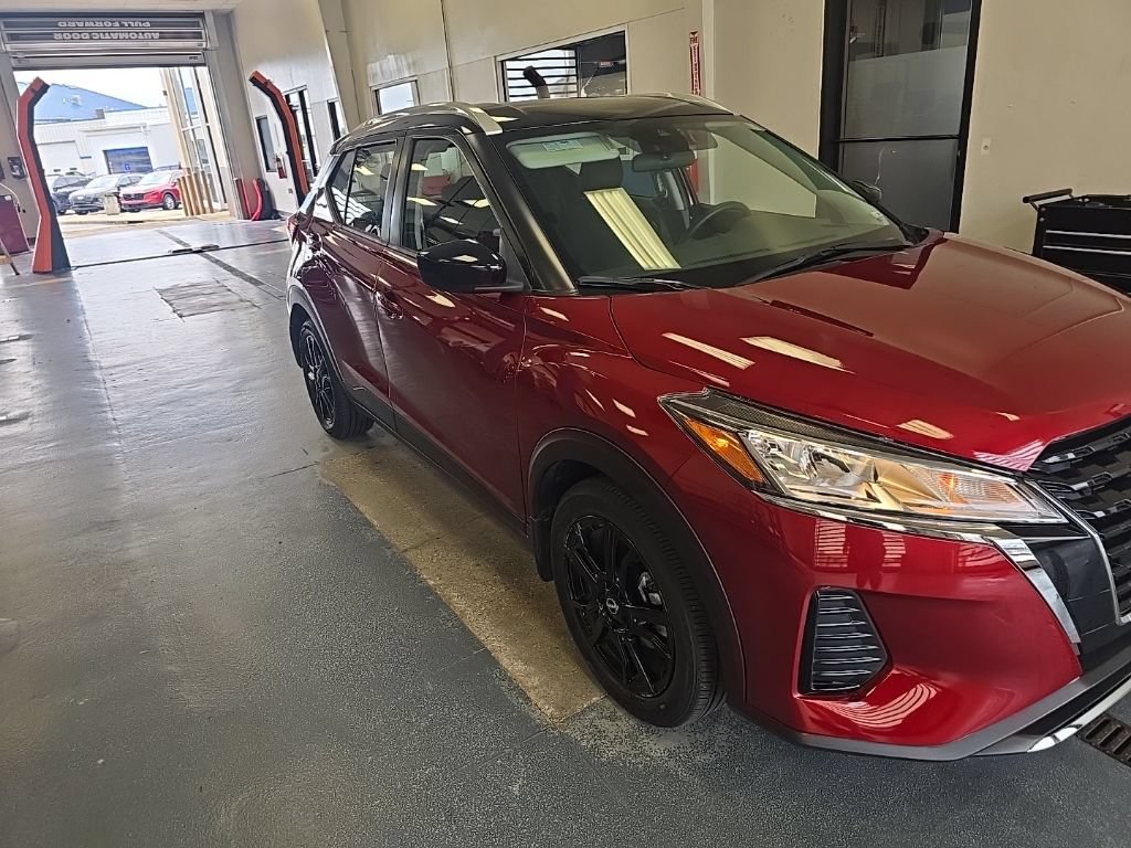 Used 2024 Nissan Kicks SV
