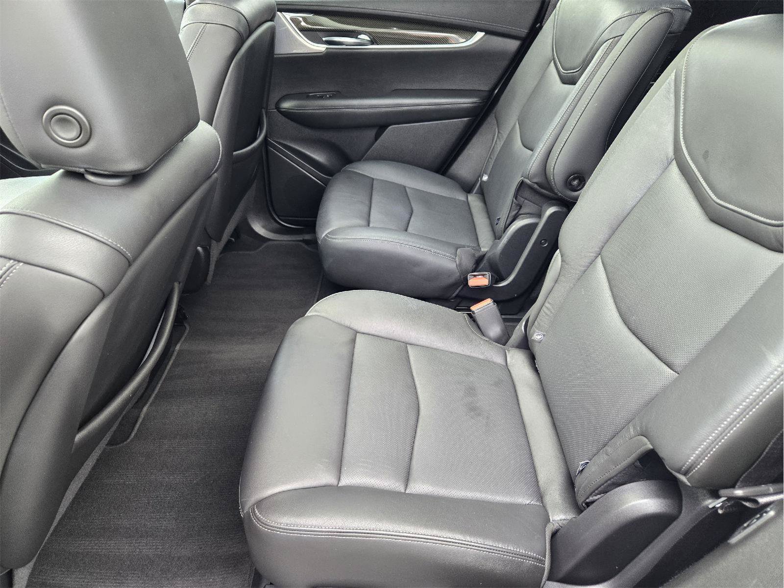 Used 2020 Cadillac XT6 Sport AWD/4WD image 28