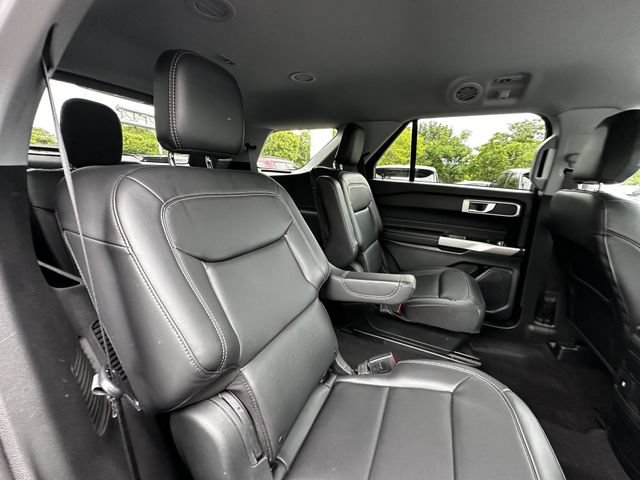 Certified 2023 Ford Explorer XLT w/ Equipment Group 202A AWD/4WD image 37