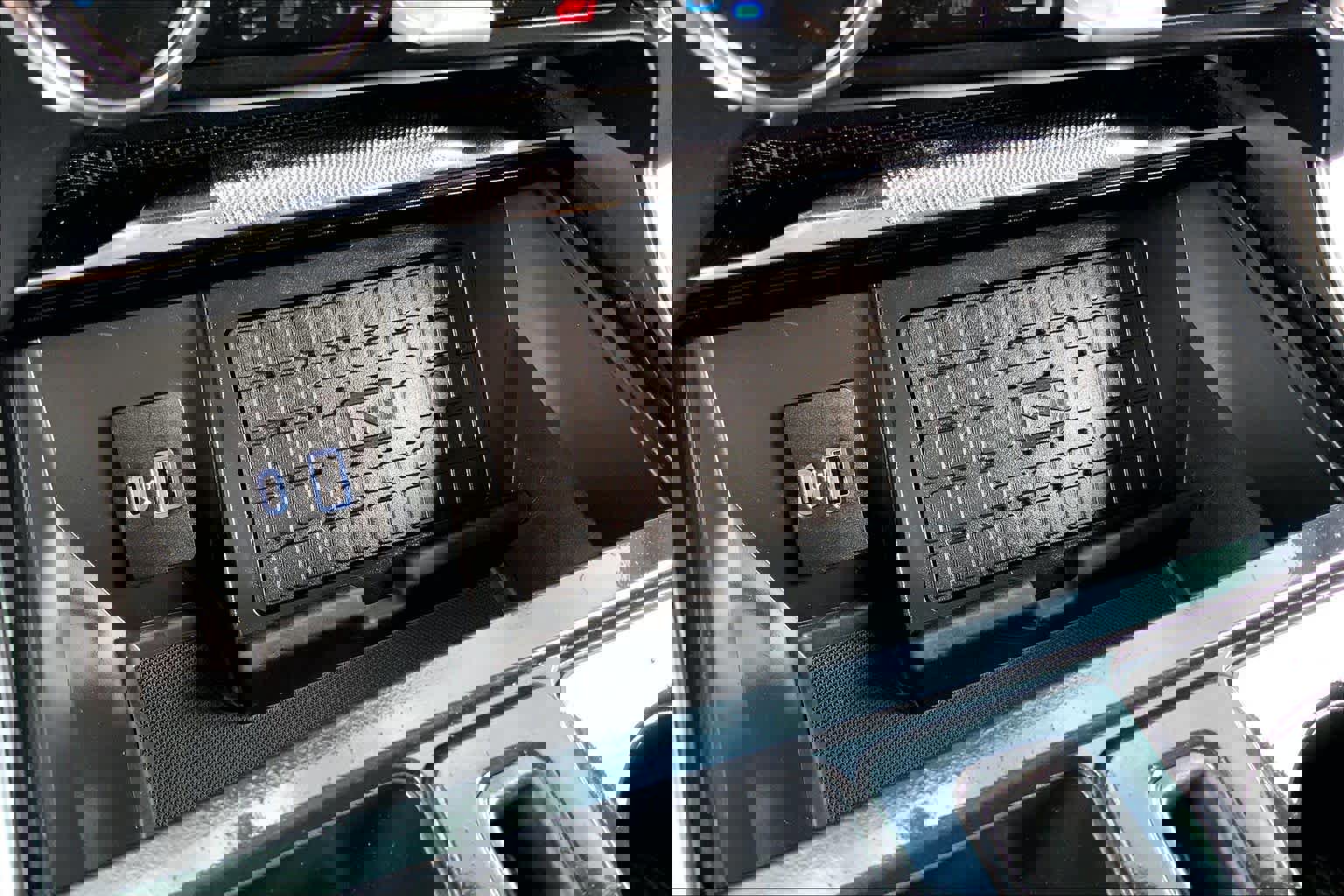 Certified 2023 Ford F150 Raptor w/ Blue Interior Package AWD/4WD image 31