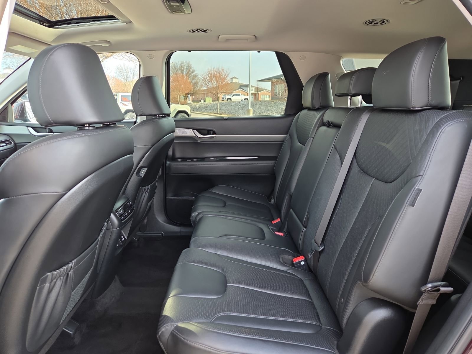 Used 2024 Hyundai Palisade SEL image 10