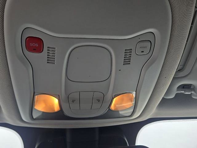 Used 2023 Jeep Renegade Latitude image 25