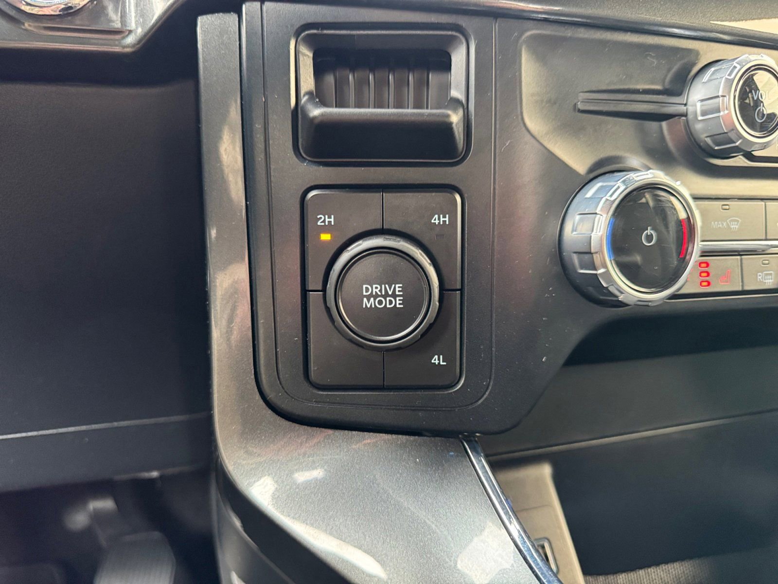 Certified 2022 Ford F150 XLT w/ Equipment Group 302A High image 24