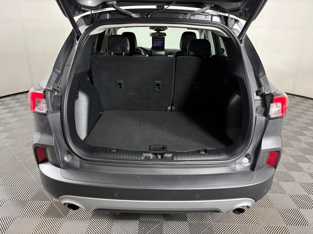Certified 2022 Ford Escape SEL image 32