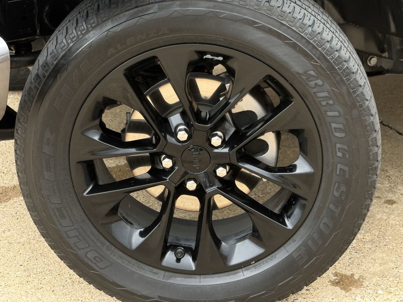 Used 2021 Jeep Wrangler Unlimited Sahara AWD/4WD image 8