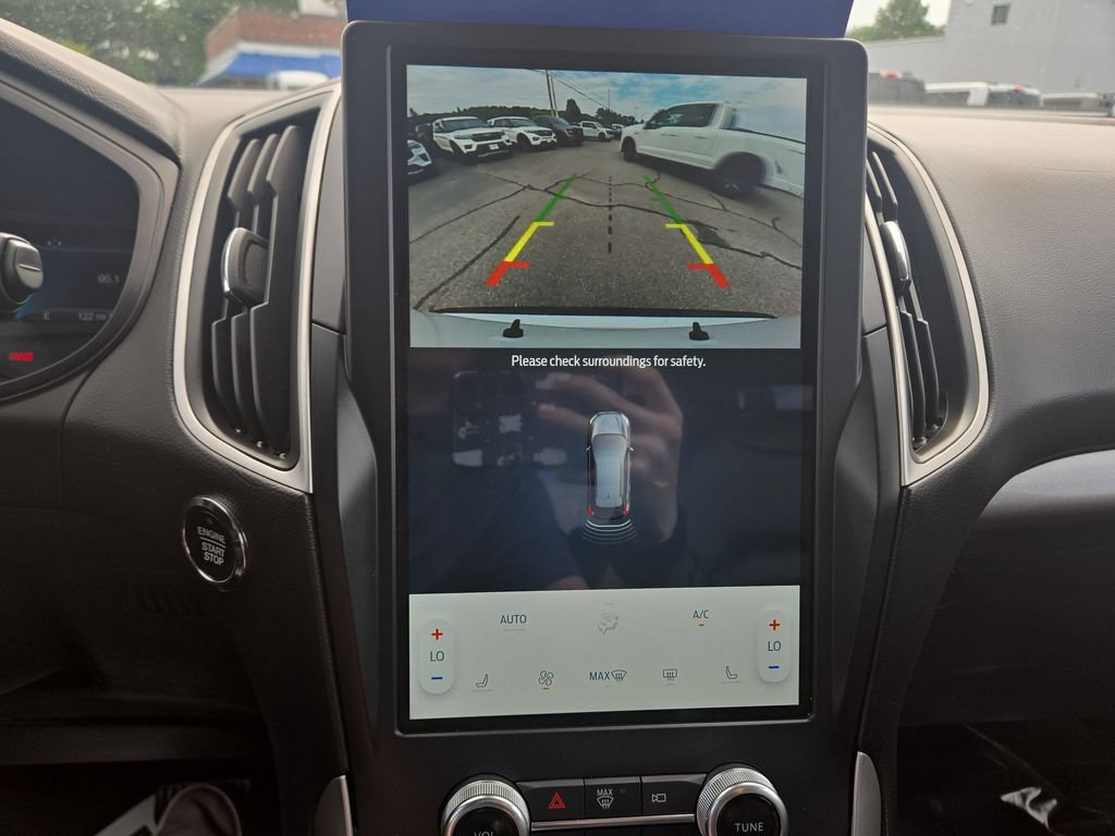 Certified 2024 Ford Edge SEL AWD/4WD image 10