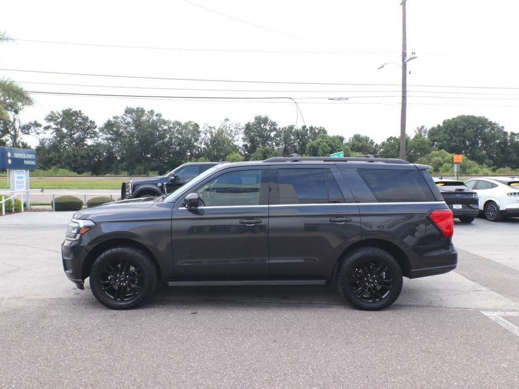 Certified 2024 Ford Expedition XLT RWD image 8