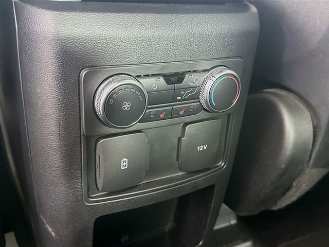 Certified 2020 Ford Explorer XLT w/ Equipment Group 202A image 25