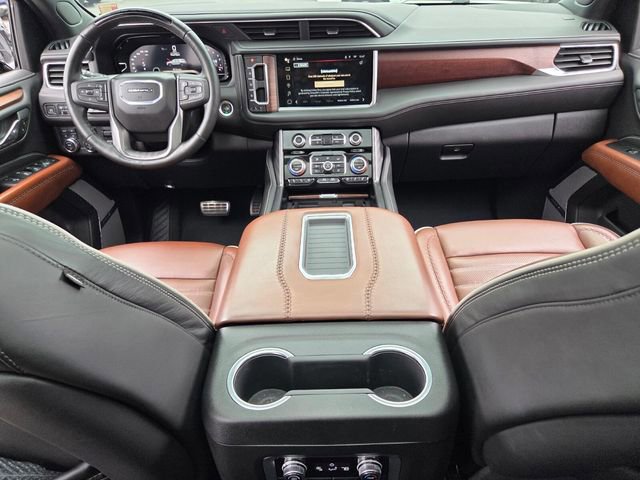Used 2024 GMC Yukon Denali Ultimate image 16
