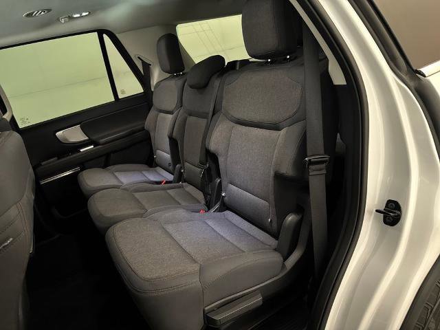 Certified 2025 Ford Expedition Active image 32