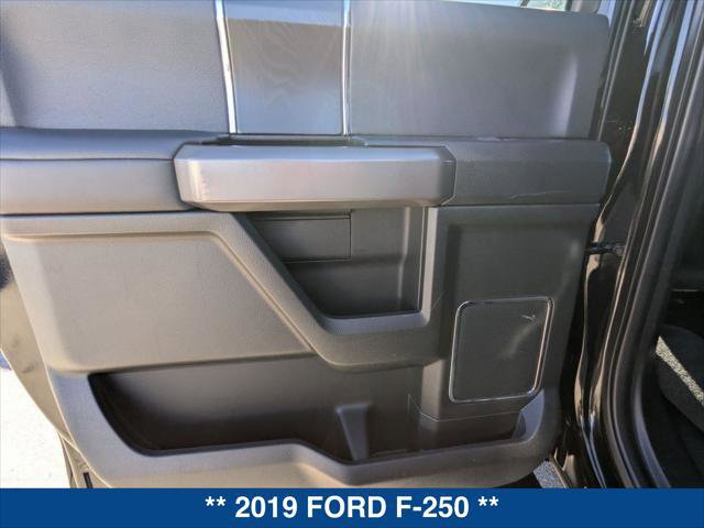 Certified 2019 Ford F250 Platinum w/ Platinum Ultimate Package image 20