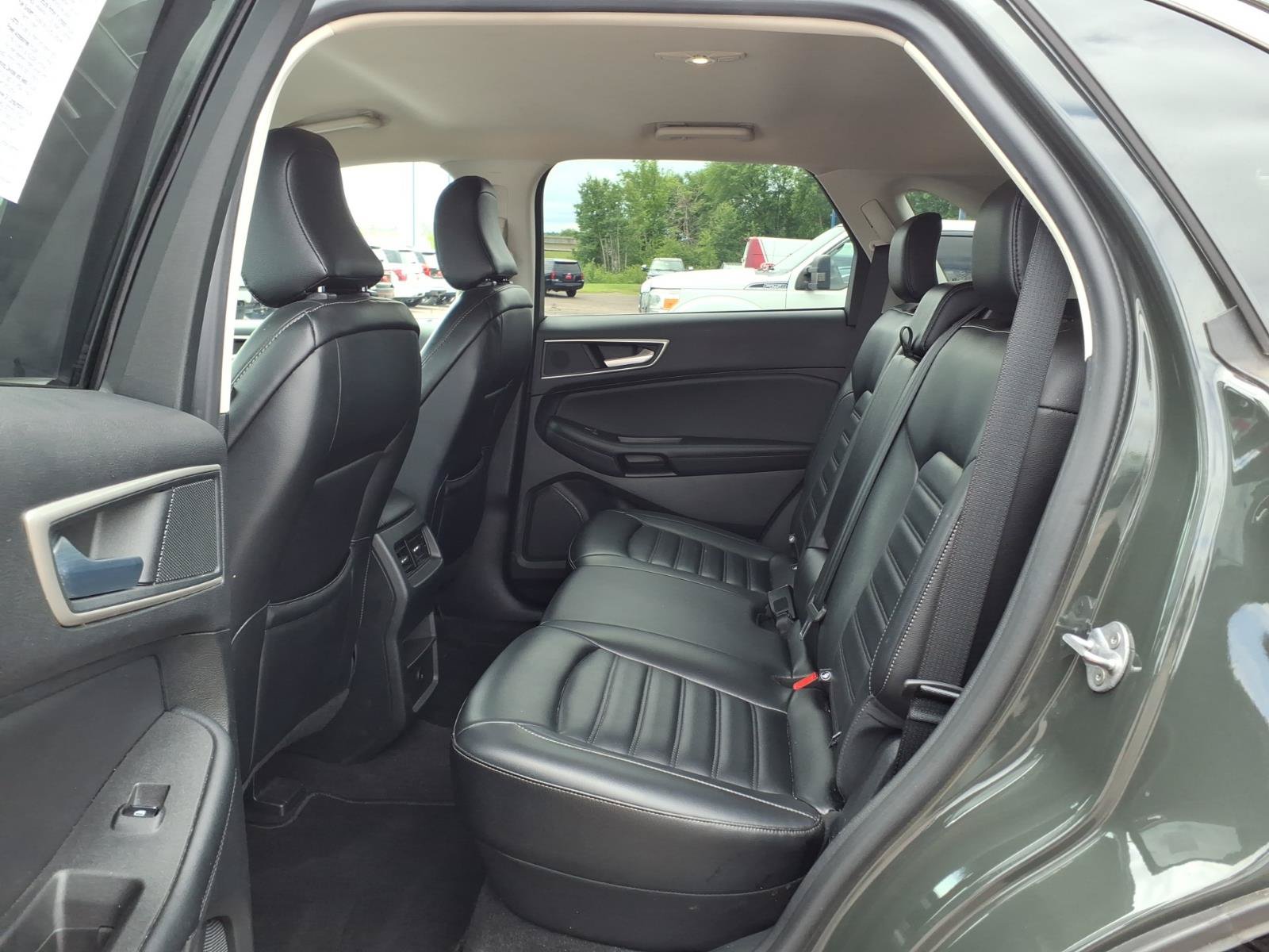 Certified 2024 Ford Edge SEL AWD/4WD image 11