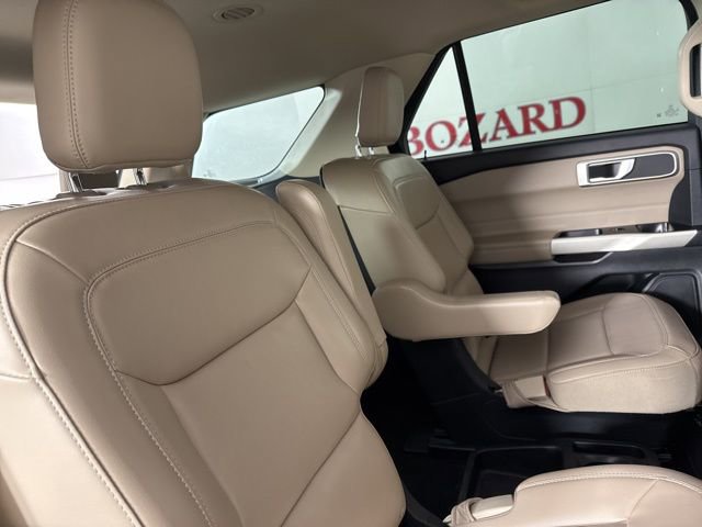 Certified 2021 Ford Explorer XLT w/ Equipment Group 202A image 18