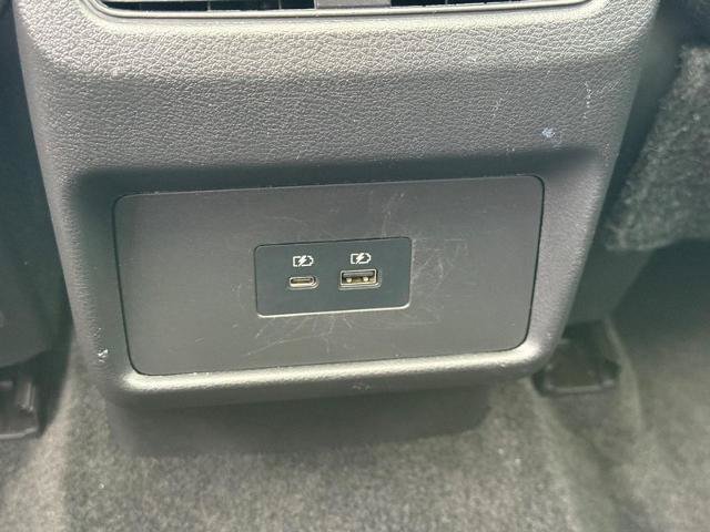 Used 2023 Nissan Rogue SV w/ SV Premium B Package FWD image 11