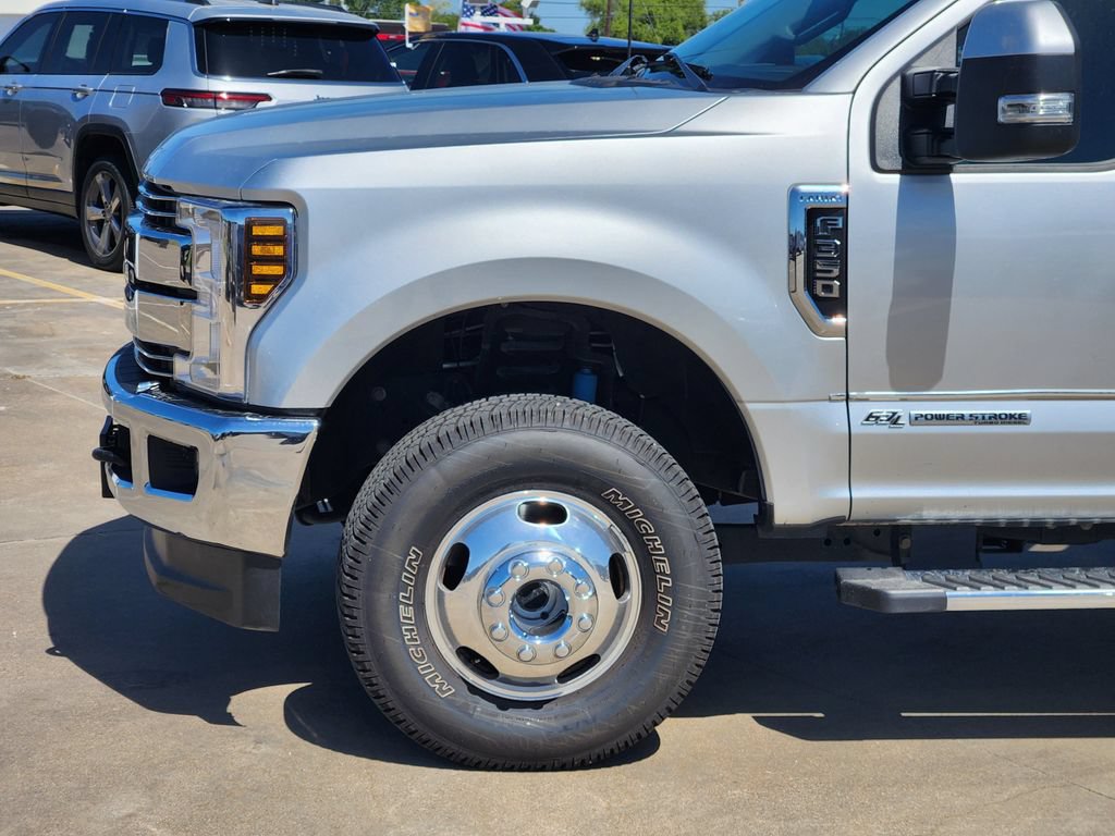 Certified 2019 Ford F350 Lariat w/ Lariat Value Package AWD/4WD image 9